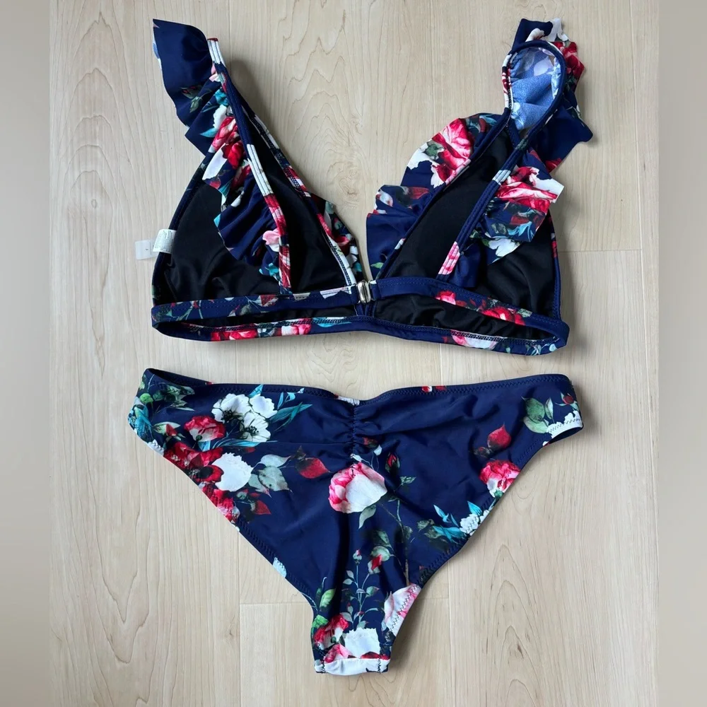 Cupshe Floral Ruffle Bikini Set - Picture 7 of 11